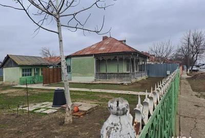 Casă cu Teren 1400 Mp în Gropeni - 1
