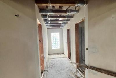 Casa la rosu, teren 1675mp, Fratautii Vechi - 11