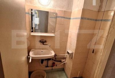 Apartament 3 camere, decomandat, 68 mp, M12, zona Catedralei - 7