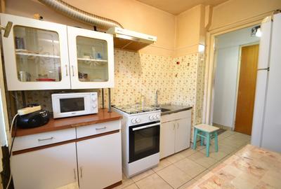 Apartament cu 3 camere semidecomandat în Drumul Taberei - 8