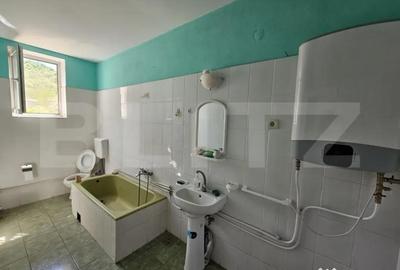 Casă cu 6 camere cu Teren 1000 Mp în Central - 17