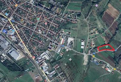 Teren de 13495 mp, în Central - 5