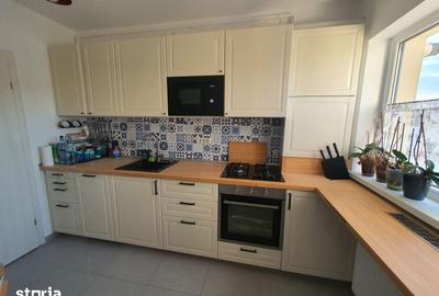 Apartament cu 3 camere în Tractorul - 11