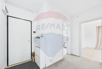 Apartament cu 3 camere decomandat în Prelungirea Ghencea - 2