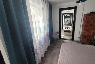 Casă cu 5 camere cu Teren 200 Mp în Central - 3