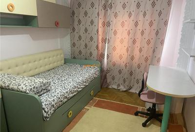 Apartament 3 camere , zona strada Longinescu , 67 mp , decom - 14