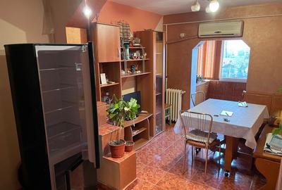 Inchiriez apartament 2 camere, decomandat zona Cornitoiu - 4