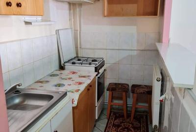 Garsonieră semidecomandată în Drumul Carului