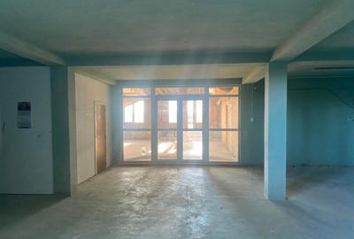 Hala de inchiriat,500 mp,zona Slobozia Sucevei - 2
