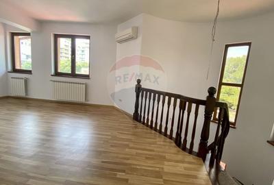 Casă individuală cu 8 camere cu Canalizare în Aviației - 12