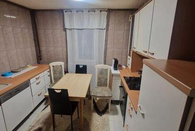 Apartament cu 4 camere decomandat în Central - 4