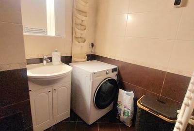 Apartament 3 camere ,110 mp, bloc nou 2009, 2 locuri de parcare - 12
