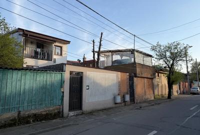 Casă individuală cu 3 camere cu Canalizare în Colentina - 13
