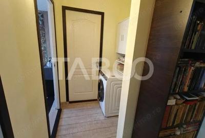 Apartament cu 3 camere decomandat, mobilat în Vasile Aaron - 4