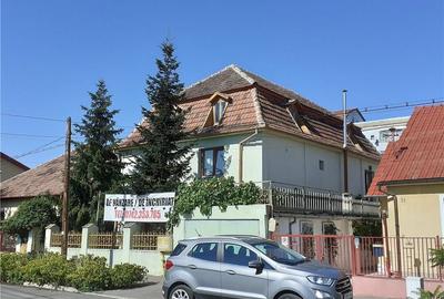 Casă decomandat cu Teren 527 Mp în Central - 11