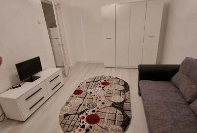 Garsonieră semidecomandată în Central - 1