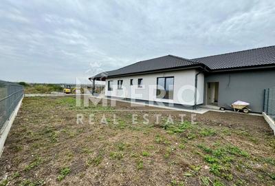 Casa de vis pe un singur nivel - 133 mp utili, teren de 670 mp - Cu CF! - 3