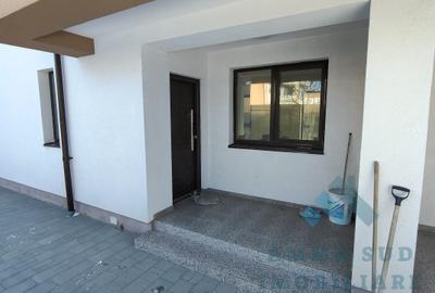 Casă cu 4 camere cu Teren 100 Mp în Giurgiului