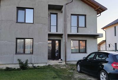Casă cu 4 camere în Slătioarele - 6