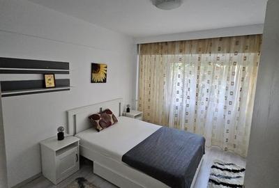 De inchiriat apartament 3 Camere Universitate - Romana sect 1
