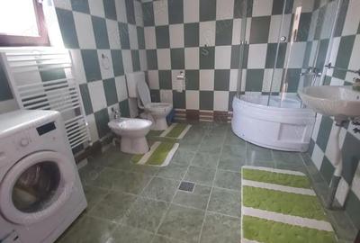 Casă cu 5 camere cu Teren 700 Mp în Miroslava - 6