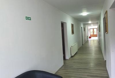 Casă cu 10 camere cu Teren 958 Mp în Central - 8