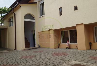 Casă individuală cu 3 camere cu Canalizare în Lupeni - 4