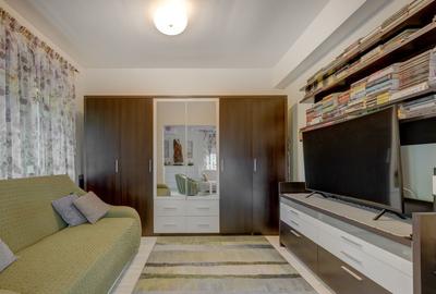 De vanzare | Casa deosebita cu 4 camere | Corbeanca - 9