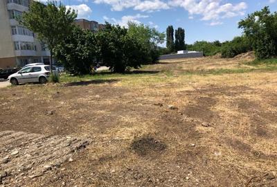 Vand teren intravilan Prundu, 2900 mp,front str. 110 ml - 649000 euro negociabil - 2