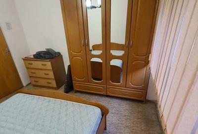 Apartament decomandat în Tei