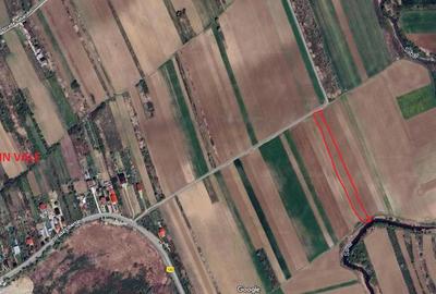 Teren de 5000 mp, în Central