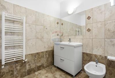 Apartament spatios cu 5 camere de vanzare I Comision 0% - 25