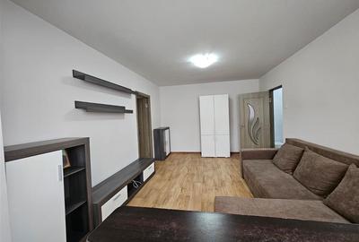 Apartament cu 2 camere semidecomandat, mobilat în Podu Roș - 3