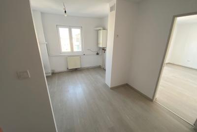 Apartament cu 3 camere decomandat în Central - 2