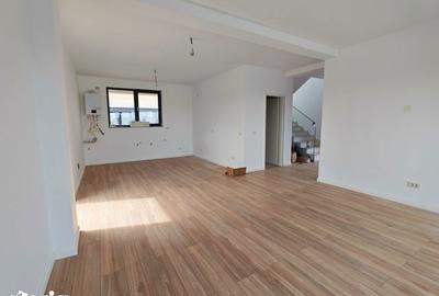 Casă cu 4 camere cu Teren 310 Mp în Tunari