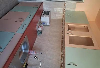 Apartament cu 3 camere decomandat în Central - 8