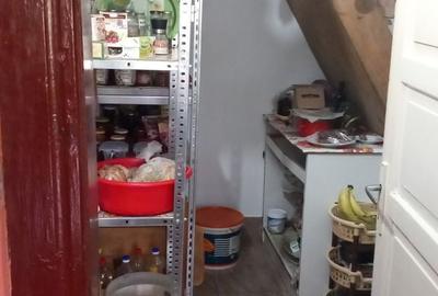 Casă cu 3 camere cu Teren 10632 Mp în Unirii - 5