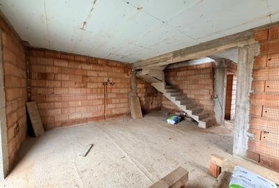 Duplex cu 4 camere -110 mp- Mosnita Noua - Comision 0% - 6