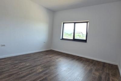 Casă cu 4 camere cu Teren 523 Mp în Clinceni - 9