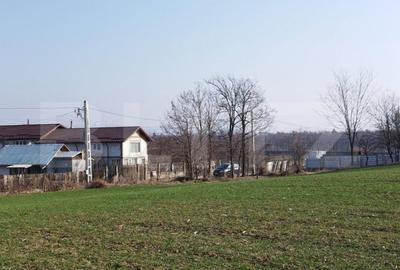 Teren de 12223 mp, în Central - 8