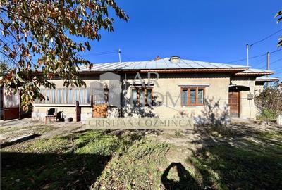 Casă cu 4 camere cu Teren 2243 Mp în Românești - 13