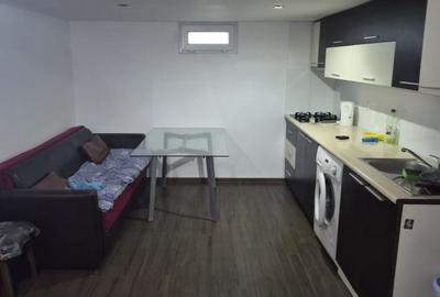 Garsonieră decomandată în Micro 40 - 4