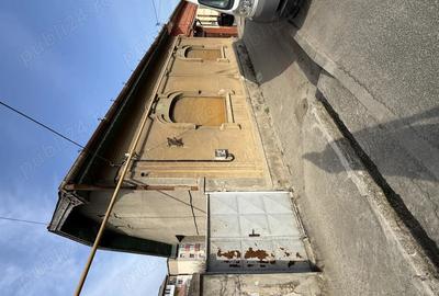 Casă cu Canalizare în Central