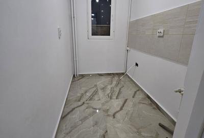 Apartament cu 3 camere semidecomandat în Progresul - 1