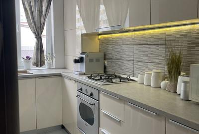 Apartament cu 2 camere decomandat în Basarabia