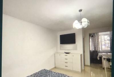 Garsonieră în Apărătorii Patriei