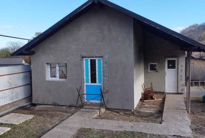 Casă cu 3 camere în Rădășeni - 13
