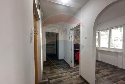 Spa?iu comercial in zona Asirom - 22