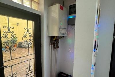 Casă cu 7 camere cu Teren 100 Mp în Rahova - 8