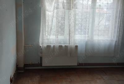 Apartament doua camere semidecomandat - 1